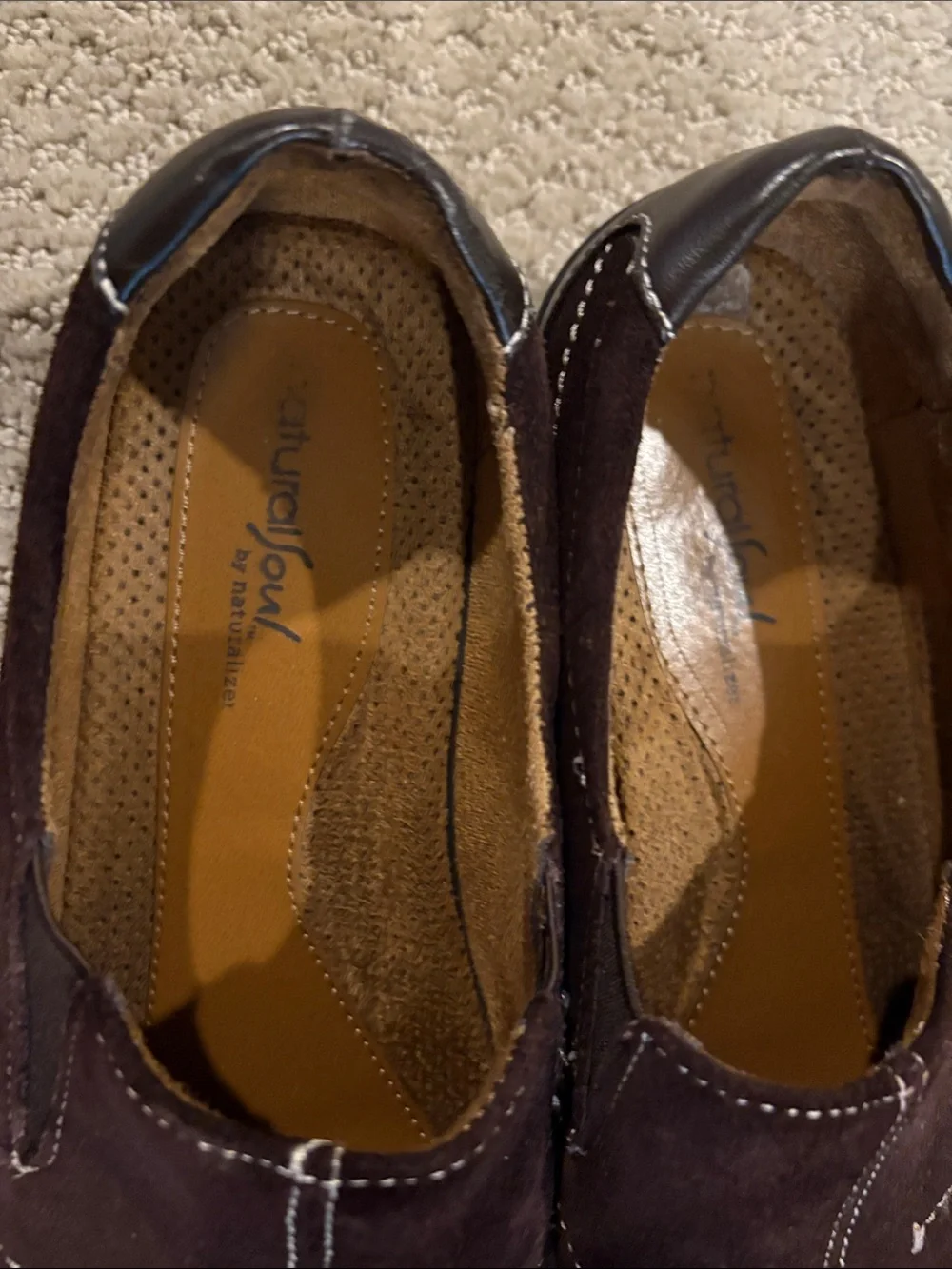 Naturalizer suede upper